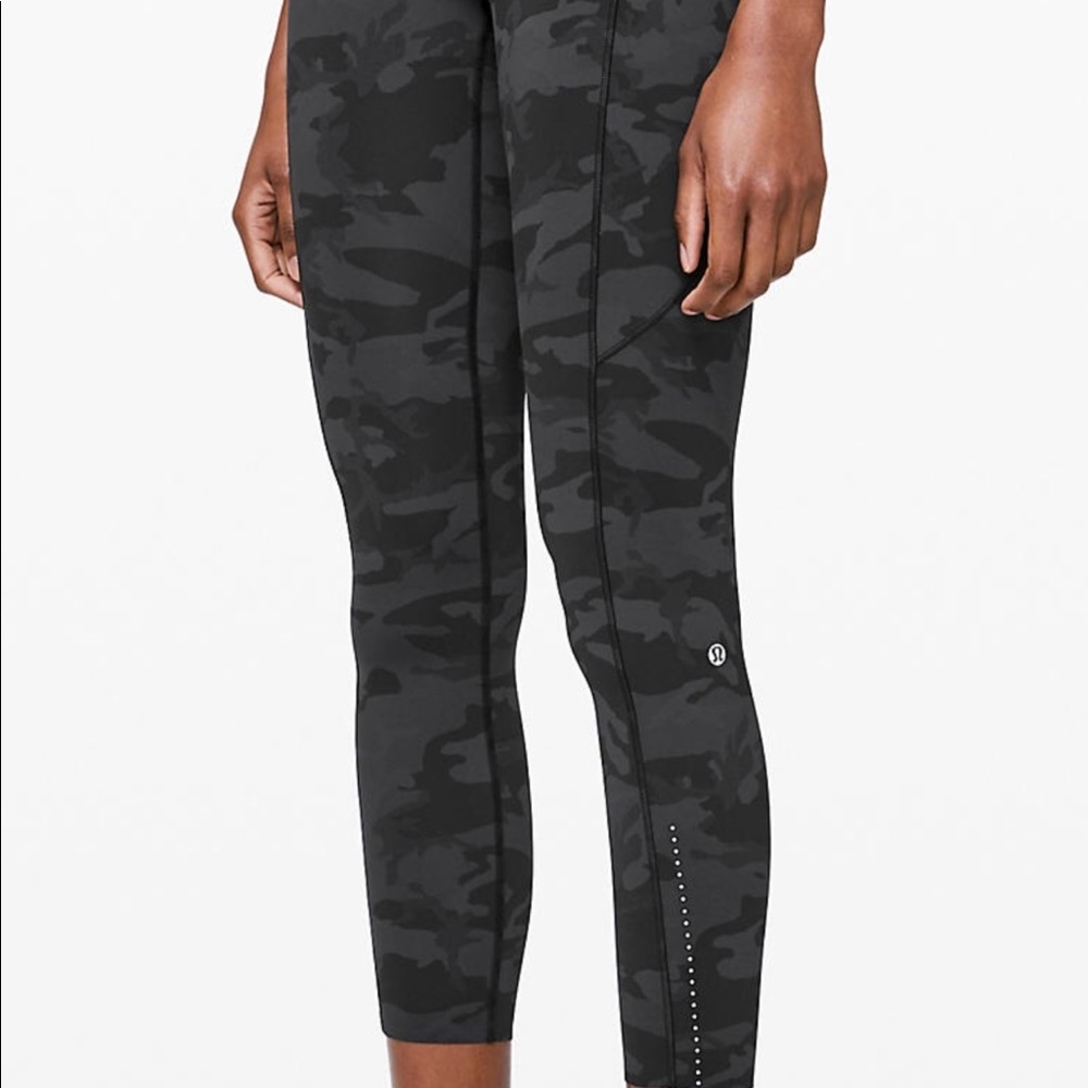 ISO Gray camo lululemon leggings